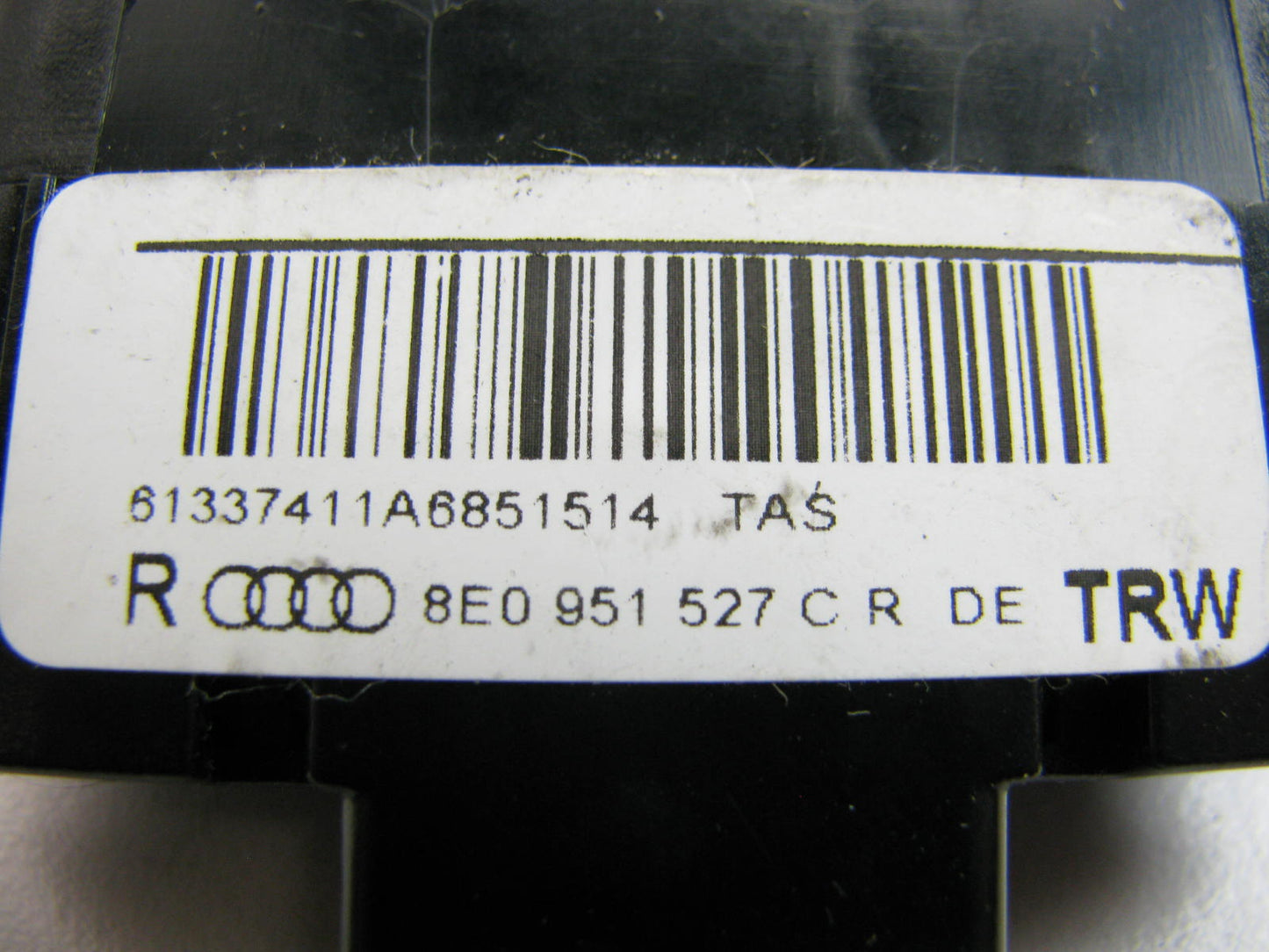NEW - OUT OF BOX 8E0951527C Right Steering Switch For 2000-2005 Audi