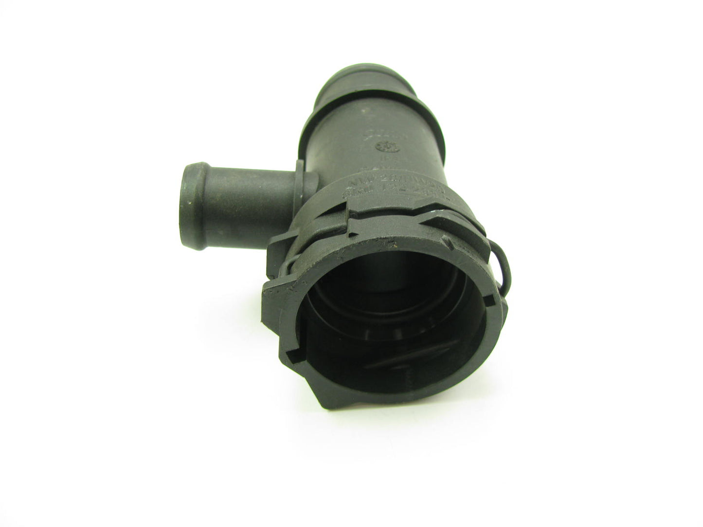 NEW UNBOX 8R0122293F Radiator Coolant Hose Coupler 2013-2016 Audi Q5 2.0L Hybrid