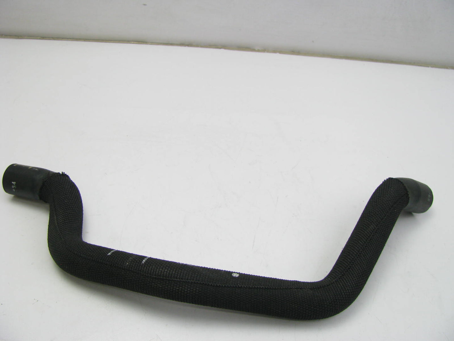 NEW - OUT OF BOX 8R0819376 Coolant HVAC Heater Hose 2009-2012 Audi Q5