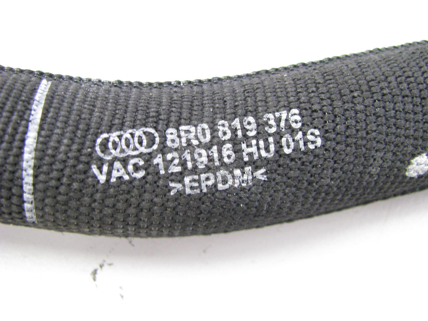 NEW - OUT OF BOX 8R0819376 Coolant HVAC Heater Hose 2009-2012 Audi Q5