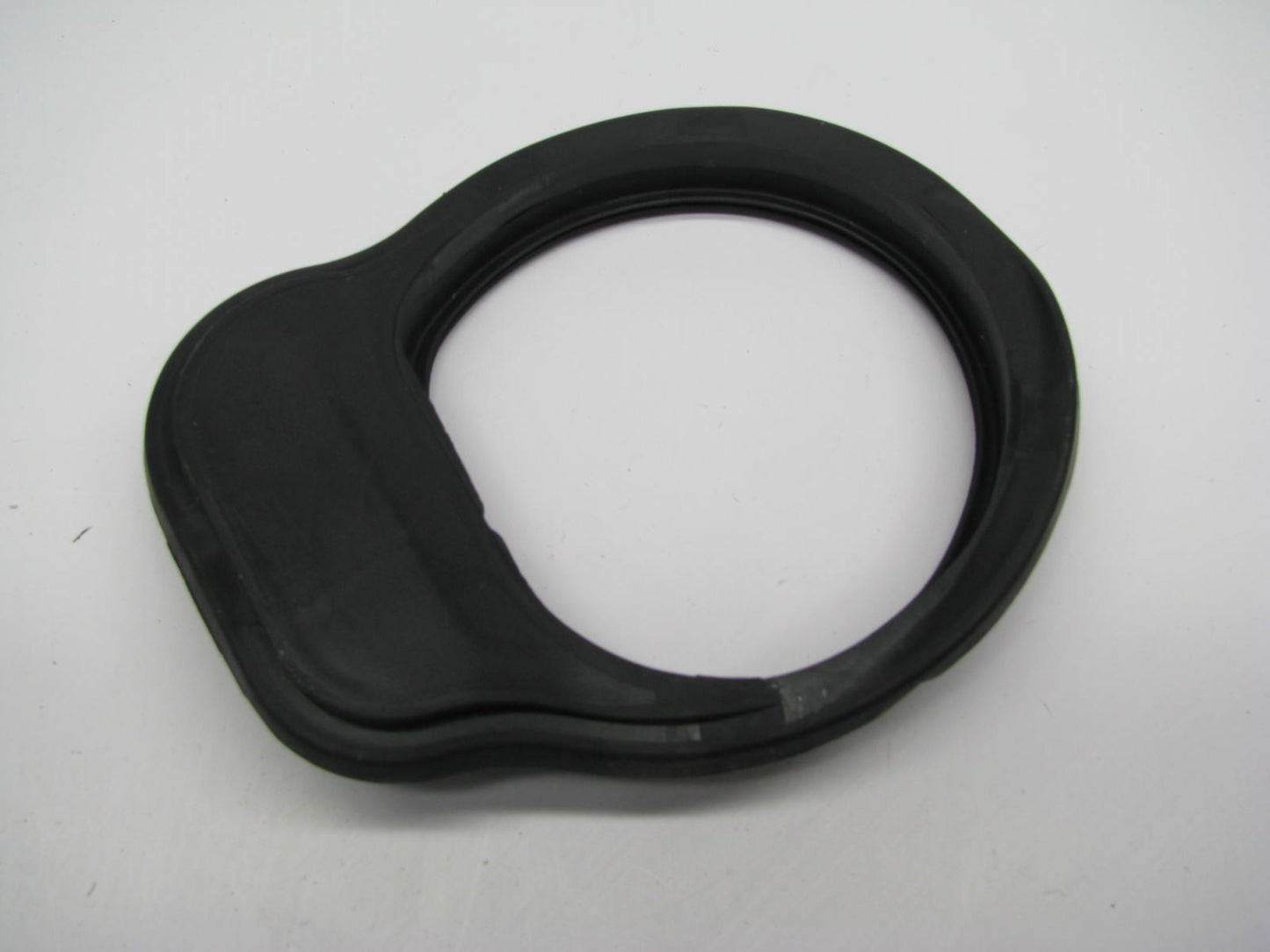 NEW OUT OF BOX VW Audi 8T0809933B Fuel Tank Cap Retainer OEM For 13-15 Audi RS5