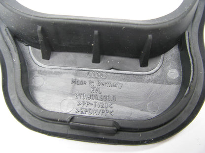 NEW OUT OF BOX VW Audi 8T0809933B Fuel Tank Cap Retainer OEM For 13-15 Audi RS5
