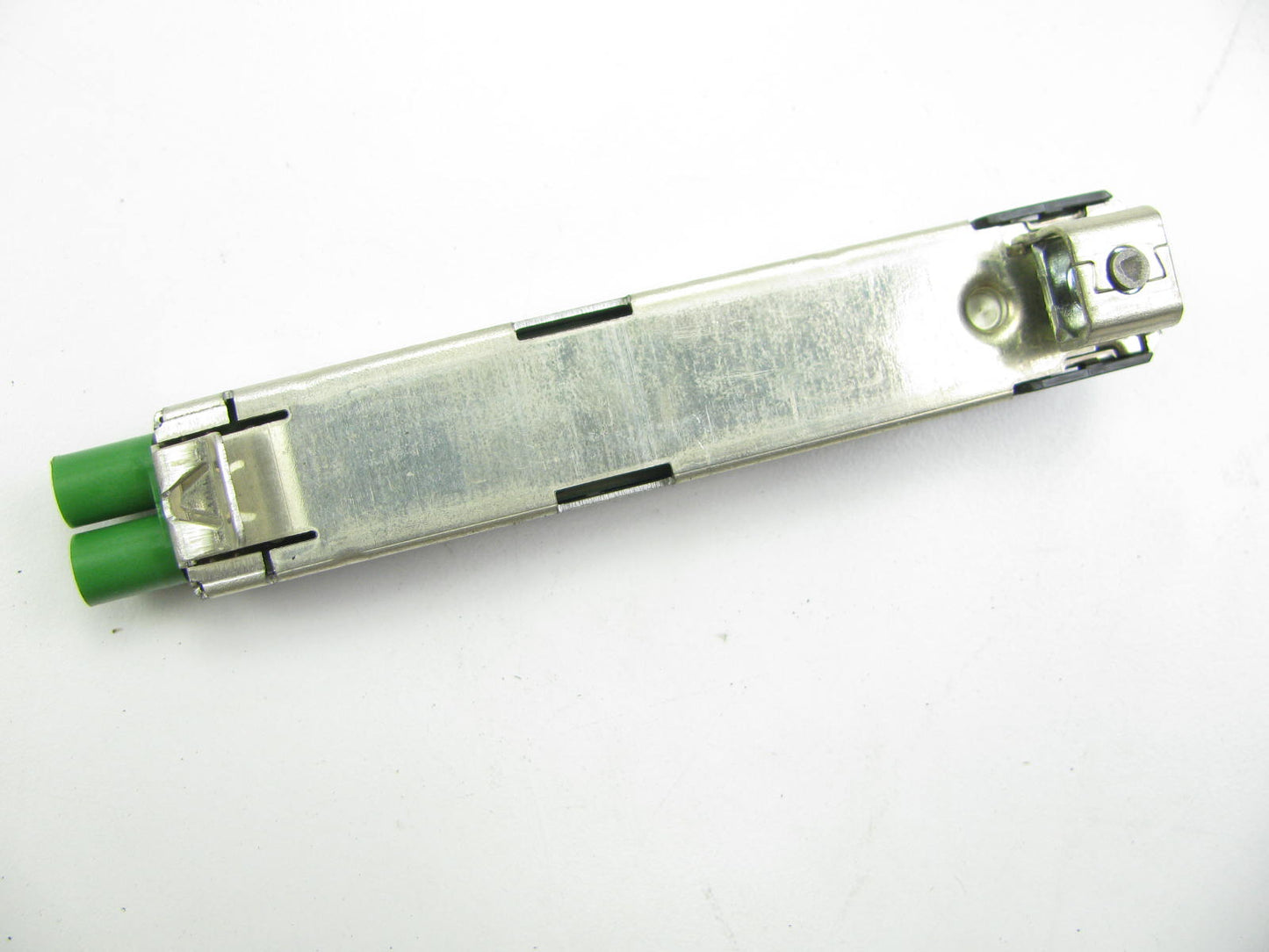 NEW - OUT OF BOX - OEM AUDI 8V7035225 Radio Antenna Booster Amplifier 2015-19 A3