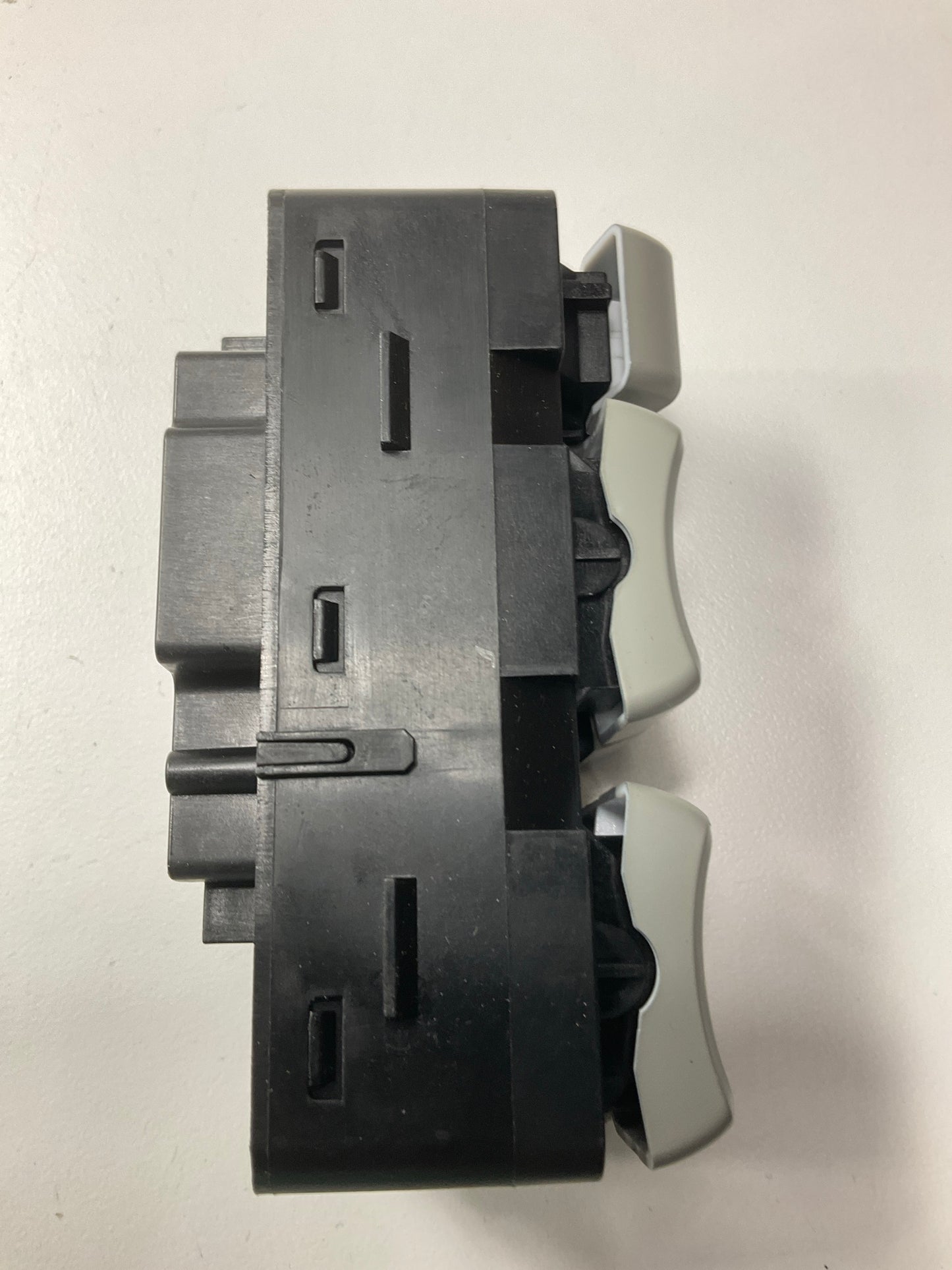 NEW UNBOXED DORMAN 901-094 Front Left Power Window Switch Gray 04-07 Rendezbous