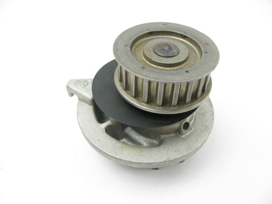 NEW - OUT OF BOX - OEM GM / Opel 90128241 Water Pump Astra Kadett