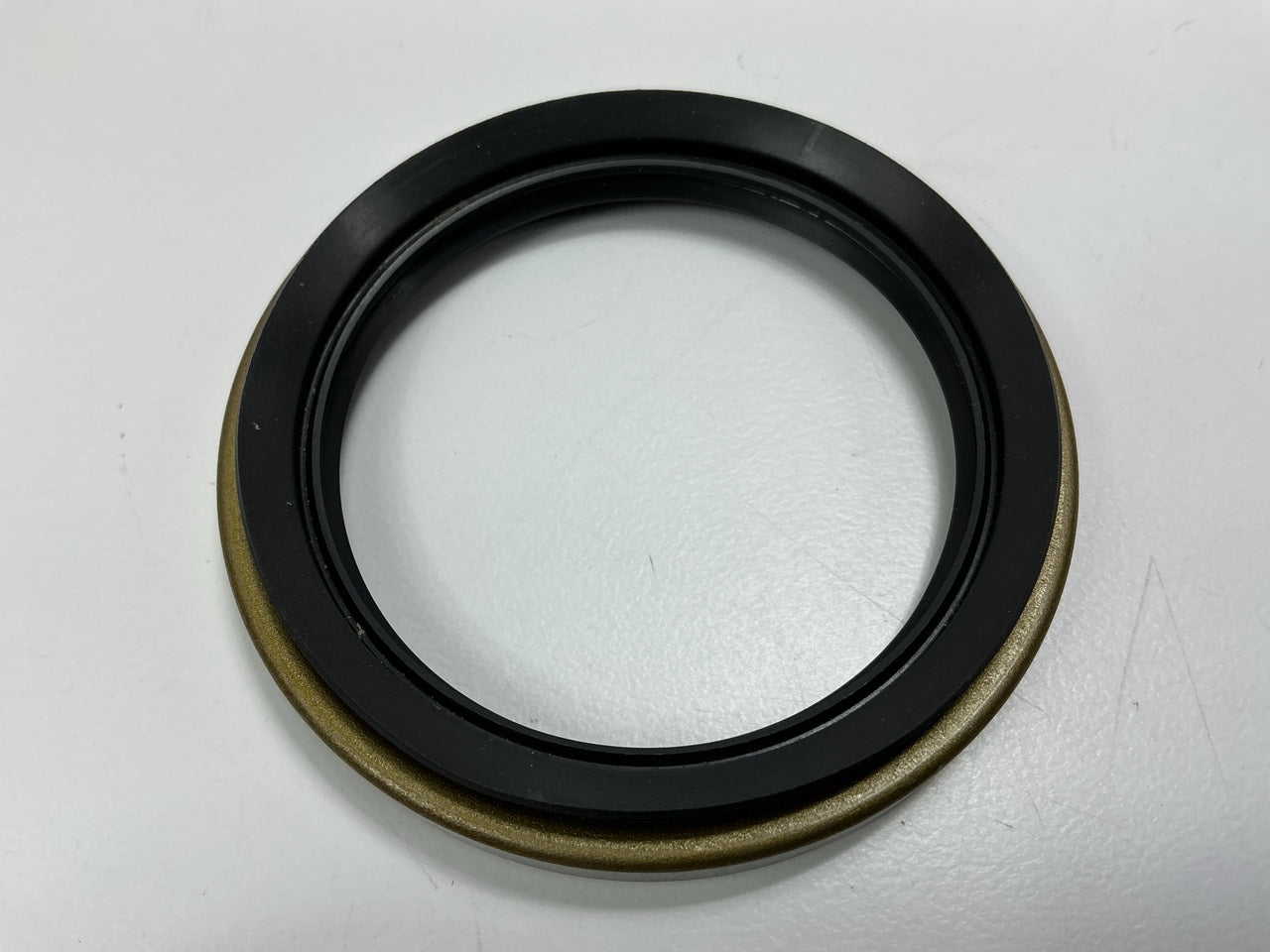NEW 90311-56008 Front Wheel Seal For 1996-2000 Toyota RAV4, 88-92 Corolla