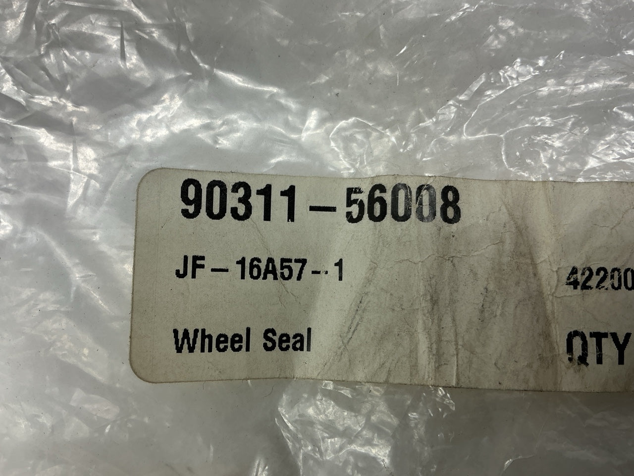 NEW 90311-56008 Front Wheel Seal For 1996-2000 Toyota RAV4, 88-92 Corolla