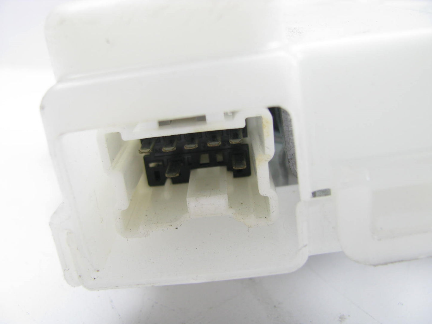 NEW - OUT OF BOX - Liftgate Latch Actuator OEM For 2005-2010 Armada 905520AQ000