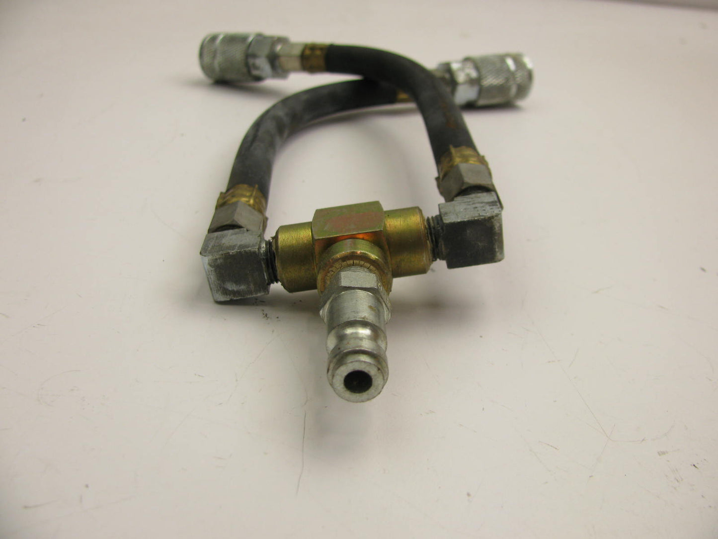 NEW - OUT OF BOX 907326 Reservoir Hose Adapter For Ammco 7313 7314 Adapters