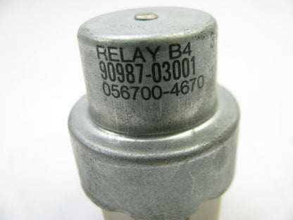 NEW - OUT OF BOX 90987-03001 Engine Cooling Fan Motor Relay