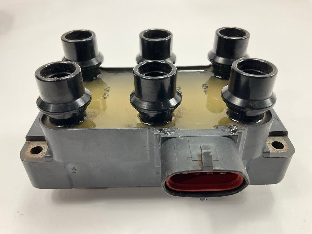 DENTED UNBOXED 90TF-12029-A1A Ignition Coil 89-08 Ford 2.5L 3.0L 4.0L V6 D08GA