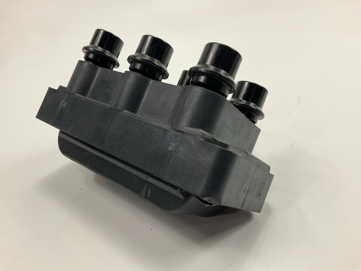 DENTED UNBOXED 90TF-12029-A1A Ignition Coil 89-08 Ford 2.5L 3.0L 4.0L V6 D08GA