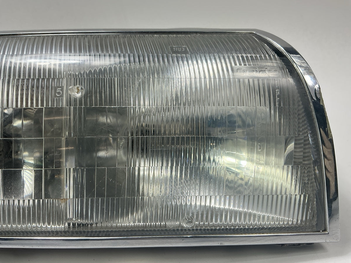 USED, EXCELLENT, Right Headlight Lamp 1991-1993 Oldsmobile 88 Eighty-Eight