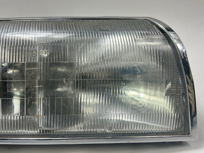USED, EXCELLENT, Right Headlight Lamp 1991-1993 Oldsmobile 88 Eighty-Eight
