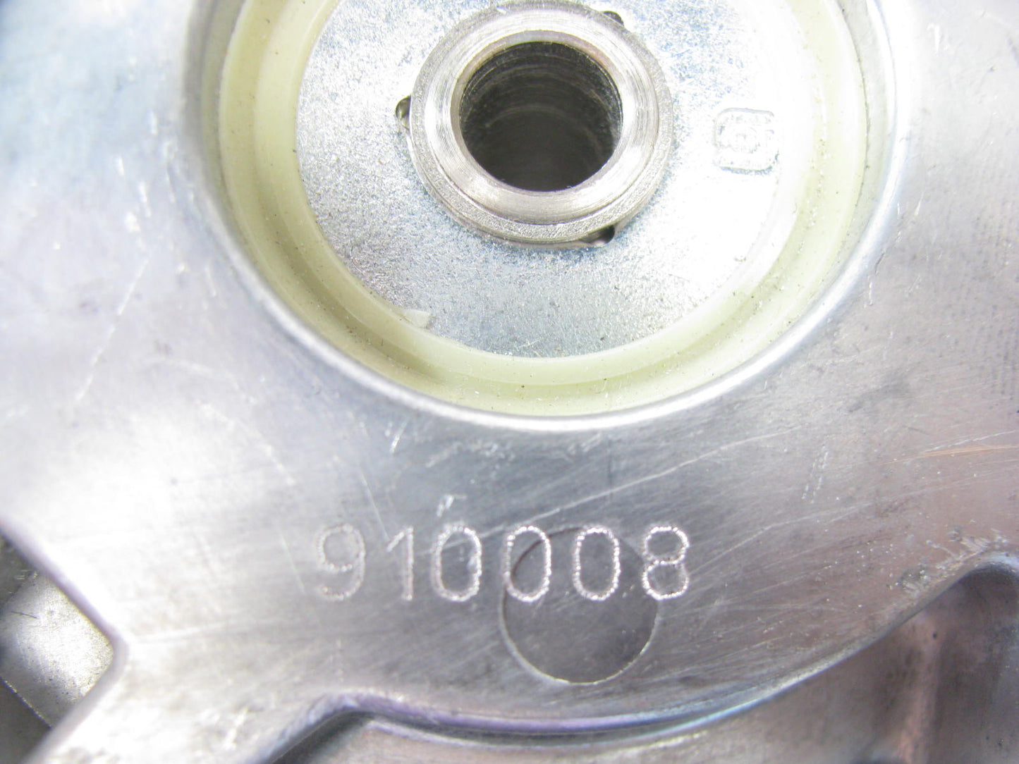 NEW - OUT OF BOX 910008 Engine Belt Tensioner Assembly