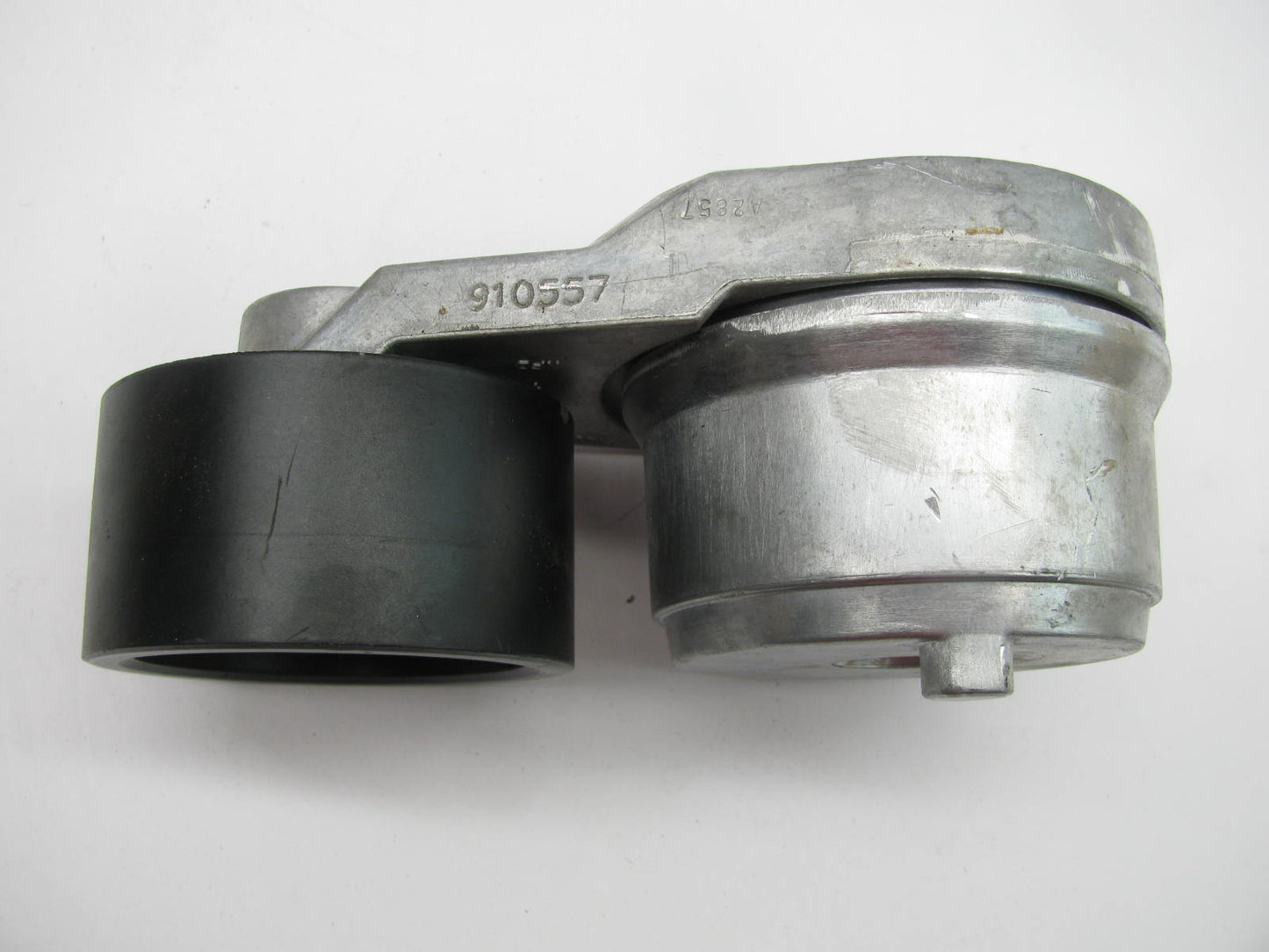 NEW - OUT OF BOX - 910557 Belt Tensioner Assembly