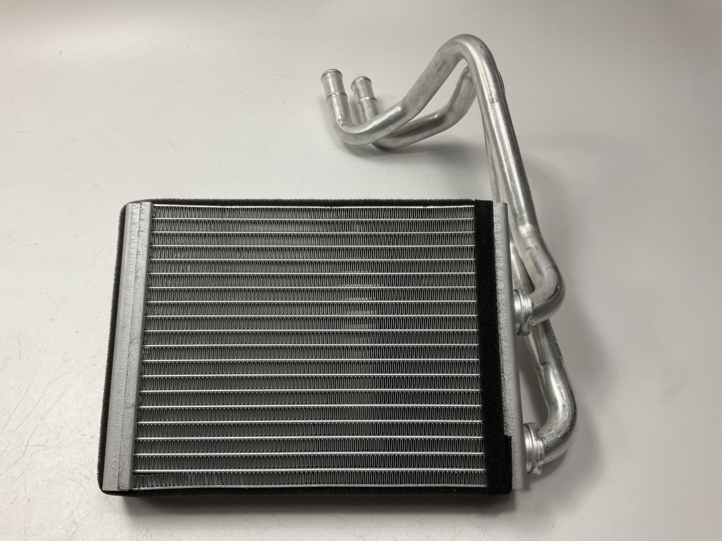 NEW - UNBOXED 910702 HVAC Heater Core
