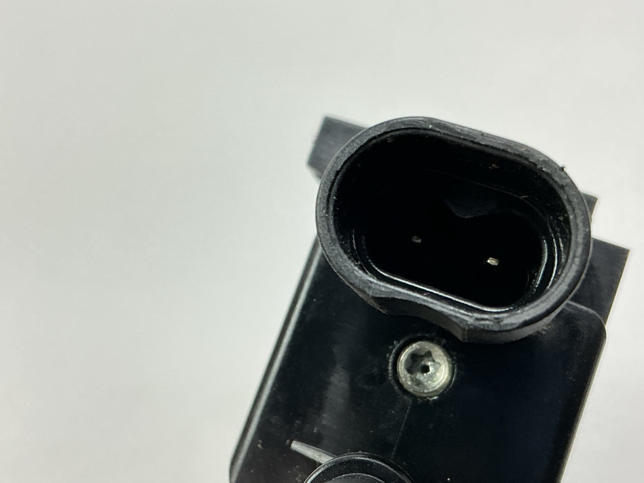 NEW - OUT OF BOX 911-032 Vapor Canister Purge Valve