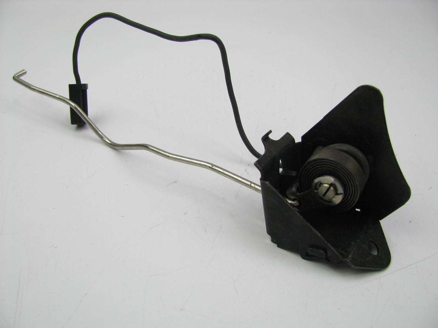 NEW - OUT OF BOX 9130 Carburetor Choke Thermostat For 1979-1981 Holley 1945 6145