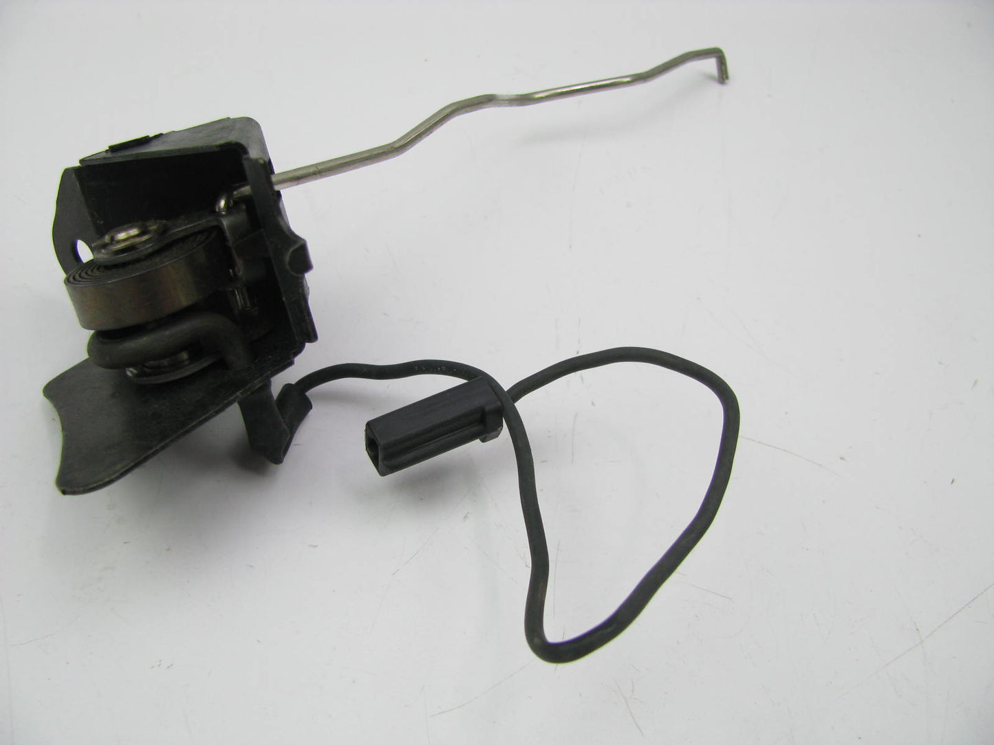 NEW - OUT OF BOX 9130 Carburetor Choke Thermostat For 1979-1981 Holley 1945 6145
