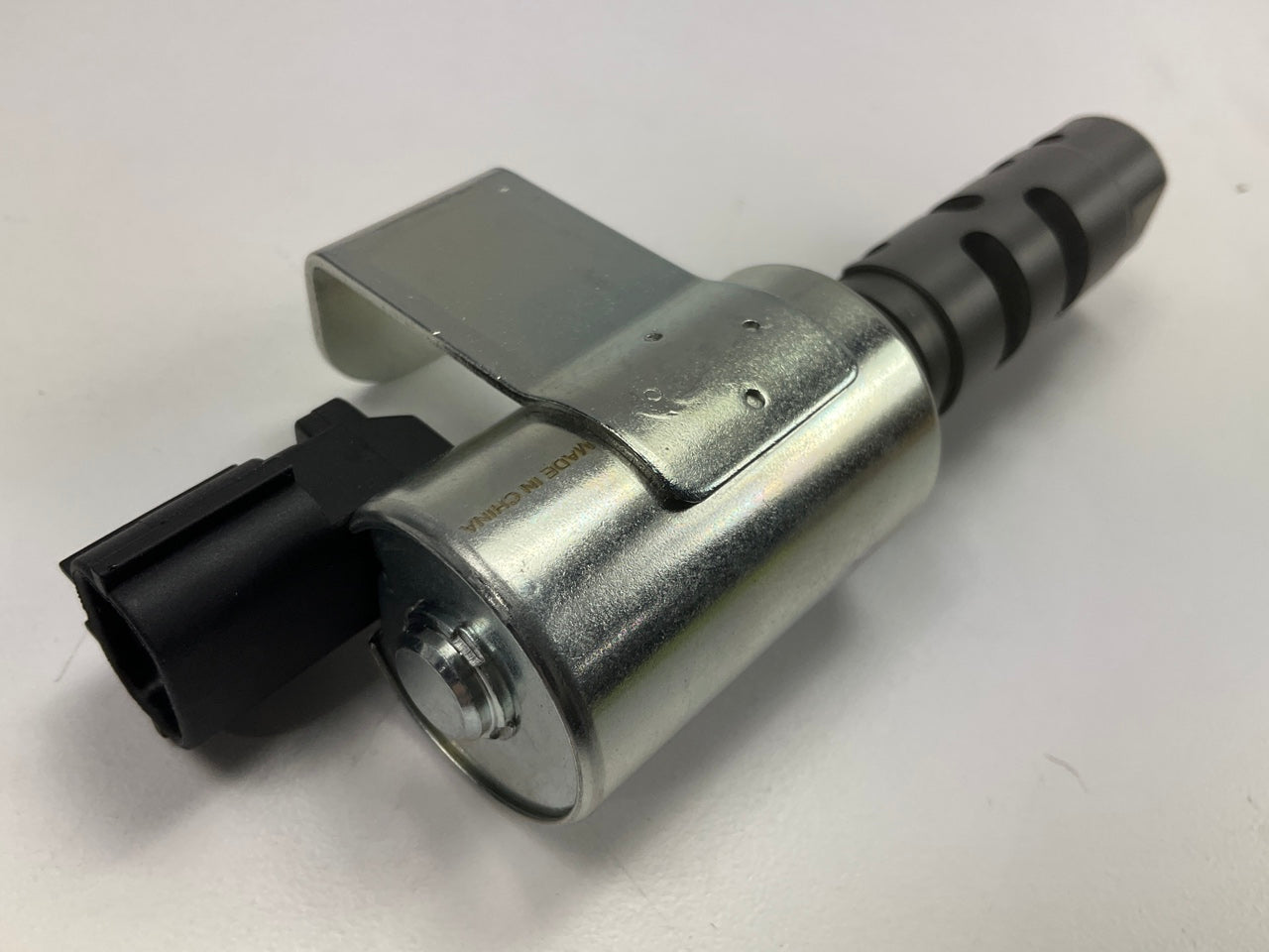NEW UNBOXED Dorman 917-247 Engine Variable Valve Timing (VVT) Solenoid
