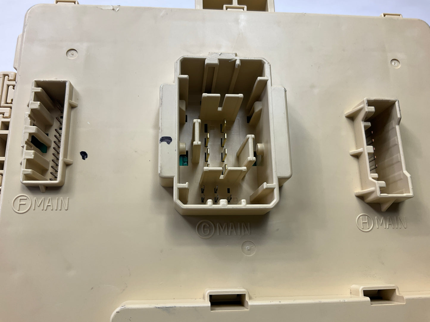 NEW - OUT OF BOX 91951-B1230 Cabin Fuse Junction Box For 2014-16 Genesis