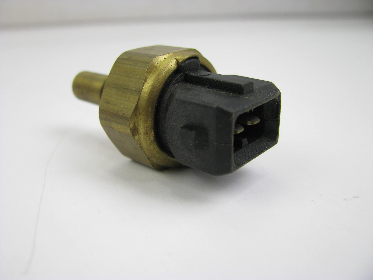 NEW - OUT OF BOX 91AB-10884-BB Coolant Temperature Sensor 95-98 Contour 2.0L-L4