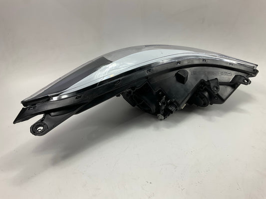 Cosmetic Damage - Aftermarket Left Drivers Headlight For 2014-16 Hyundai Elantra