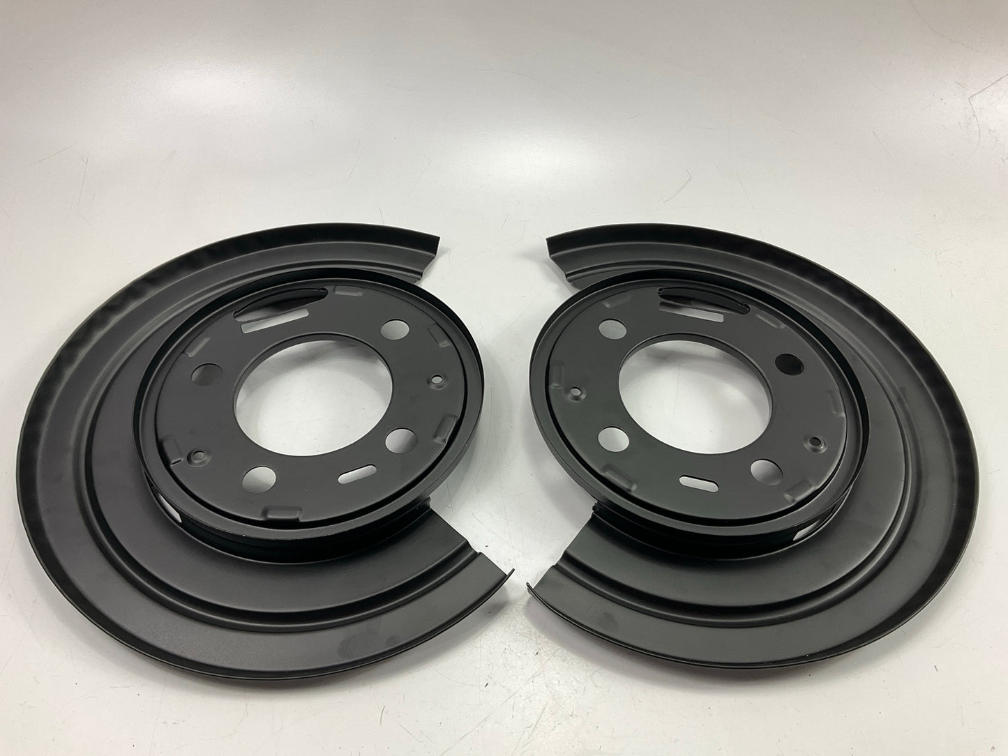 MISSING HARDWARE UNBOXED 924-212 Brake Backing Plate-Dust Shield Set