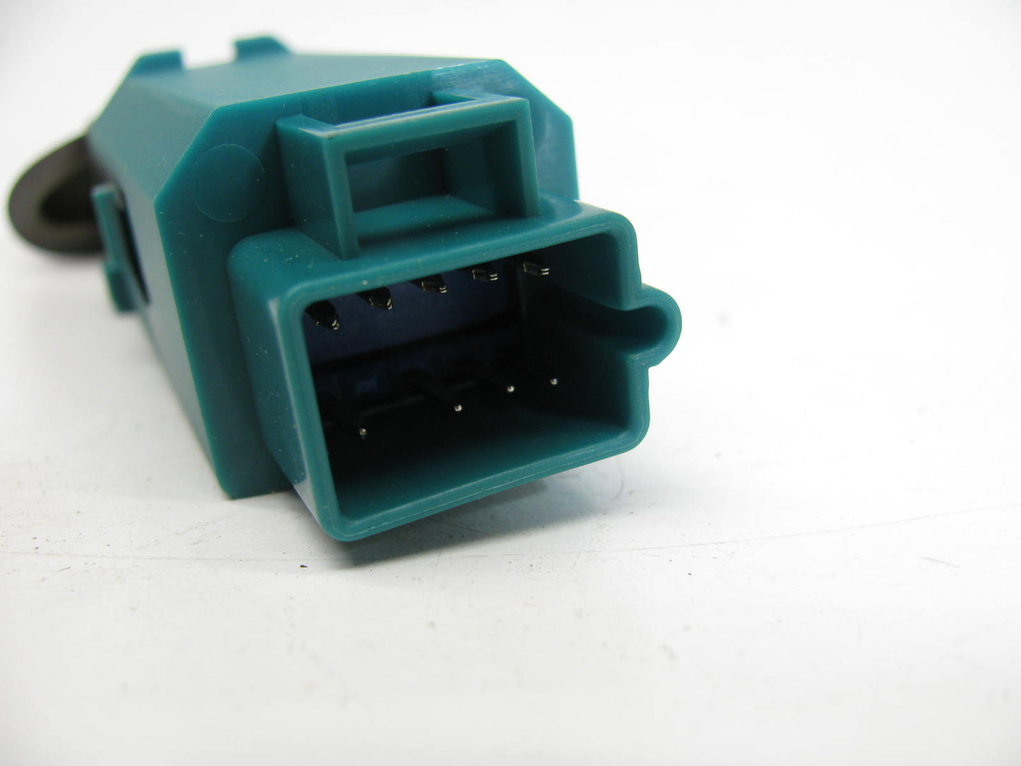 NEW - OUT OF BOX 924-605 Hazard Warning Switch 1999-2005 Pontiac Grand Am