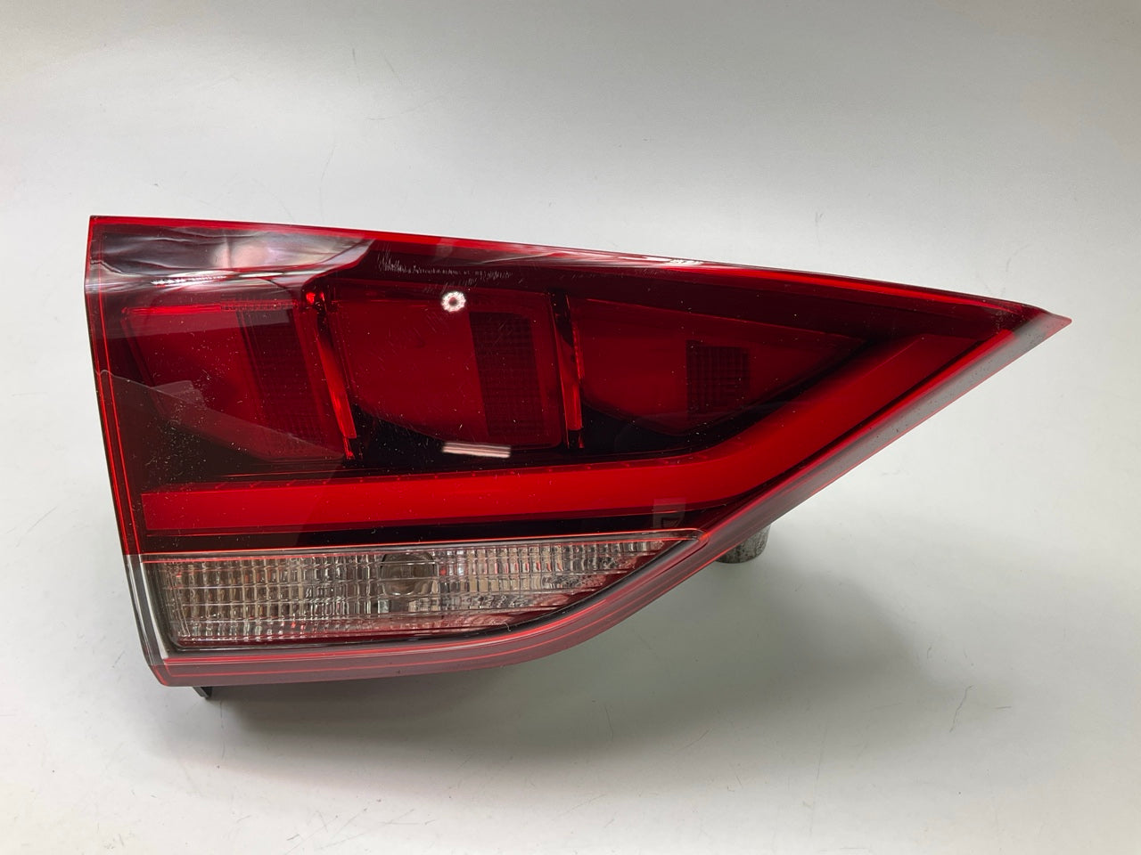 NEW UNBOXED OEM Left Drivers Inner Tail Light Lamp OEM For 15-16 Genesis, 17 G80