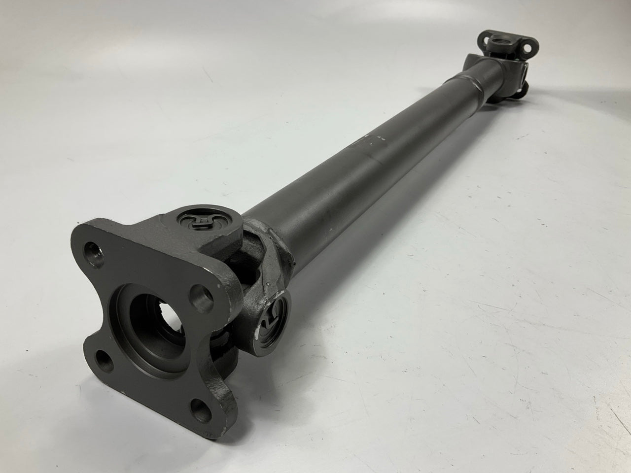 REMAN. UNBOXED 93-1255 Front Driveshaft For 1995-1996 Dodge Dakota AUTO W/ NV231
