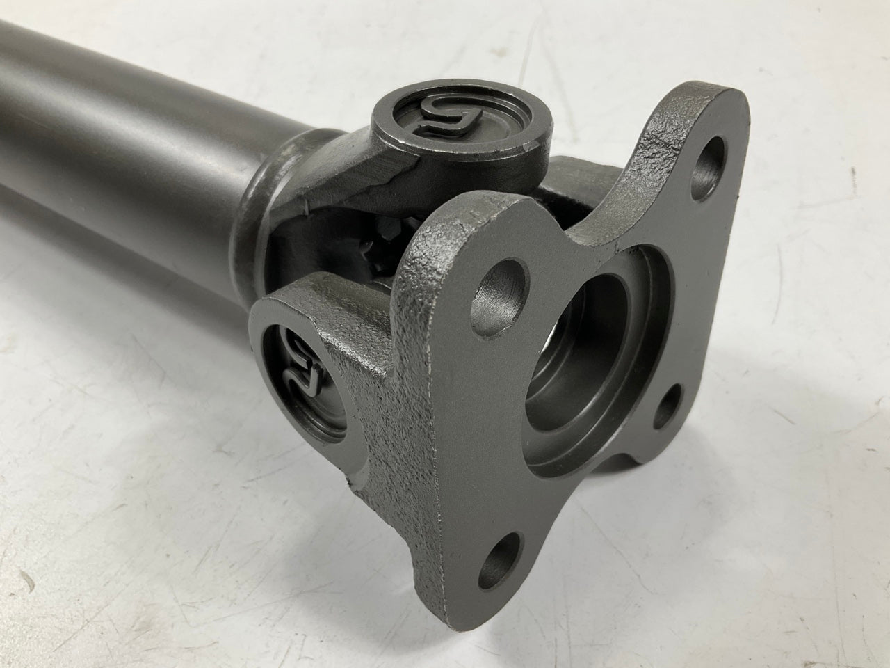 REMAN. 93-1283 Front Driveshaft Prop Shaft, 28-3/4'' Center To Center Length