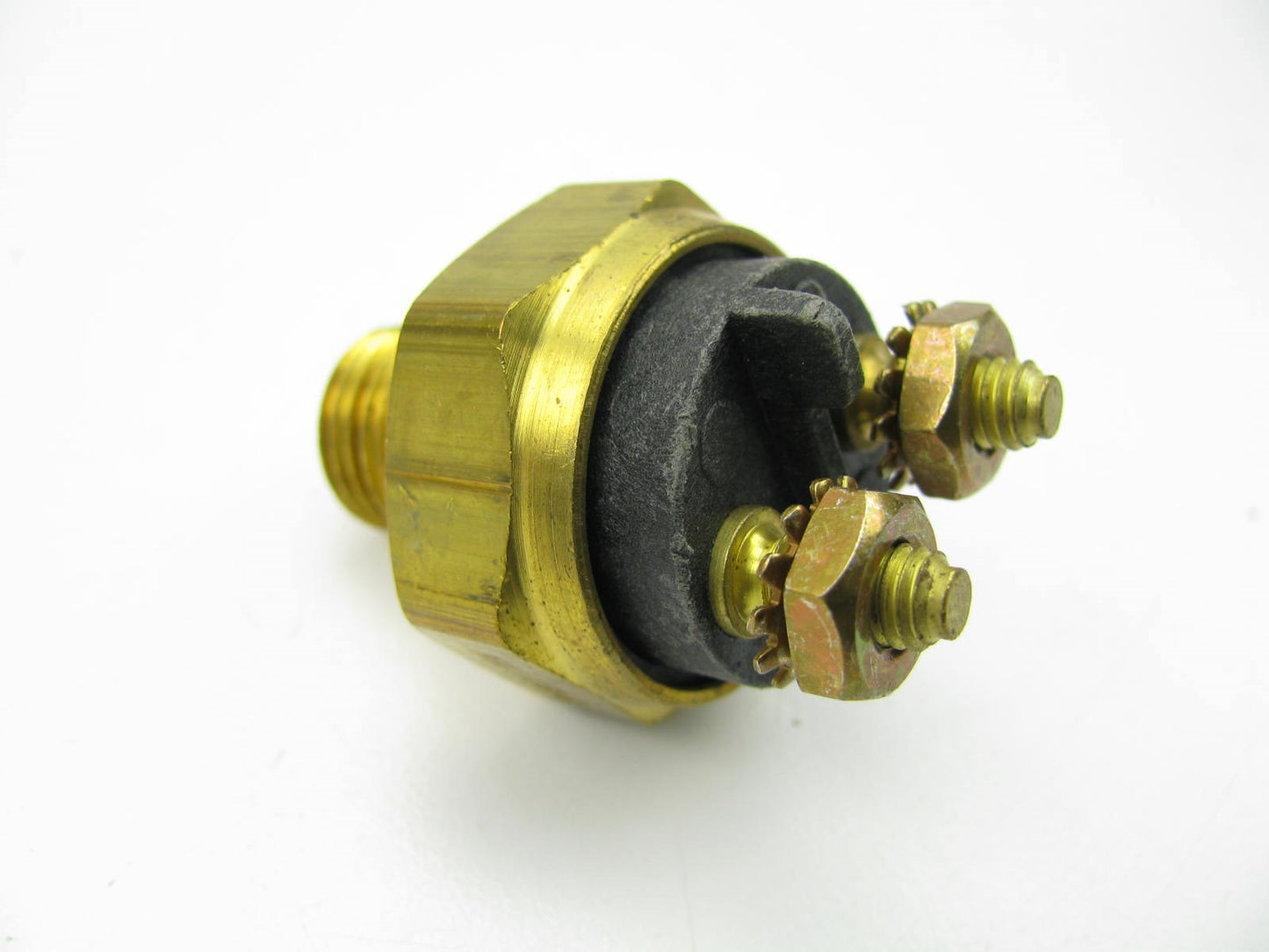 Haldex-Midland Brake Stop Light Lamp Switch HD Tractor Truck BE13250  933000