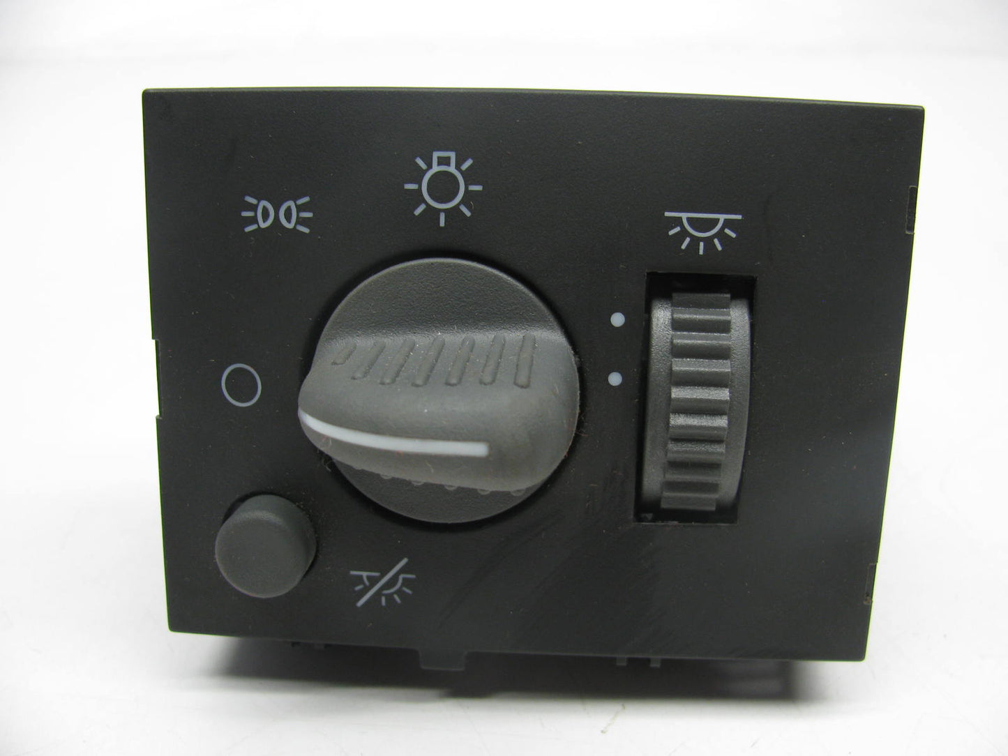 NEW - OUT OF BOX - OEM GM 93443101 Instrument Panel Headlamp Headlight Switch