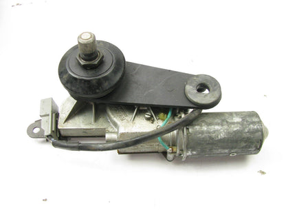 NEW - OUT OF BOX OEM 1996-1999 Ford Taurus REAR Wiper Motor WAGON F6DB-17404-AH