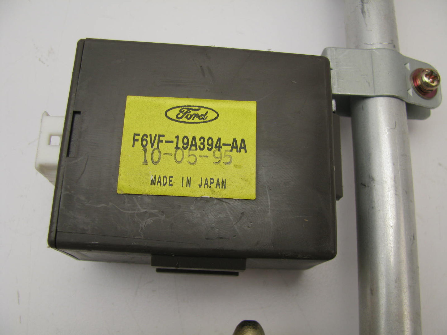 NEW - OUT OF BOX FORD 93BB-19A018-AG-COMPLETE Antenna 1995-2000 Contour Mystique