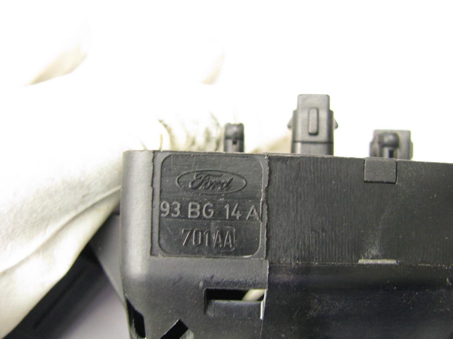 NEW - OUT OF BOX - Left Drivers Side Seat Adjust Switch OEM Ford 93BG-14A701-AA