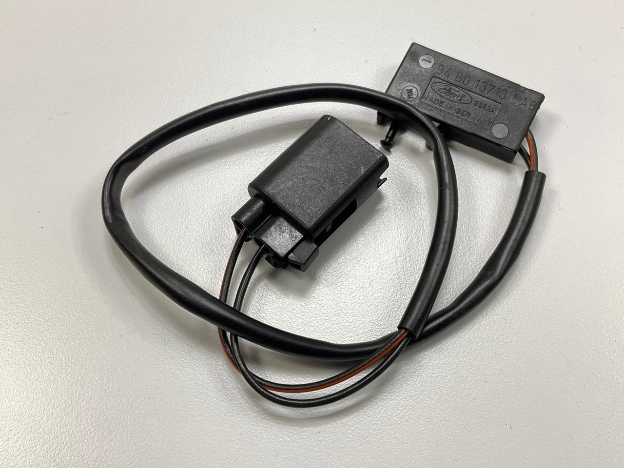 NEW UNBOXED OEM Ford 94BG-13713-BAB  Deck Lid / Lift Gate Ajar Switch