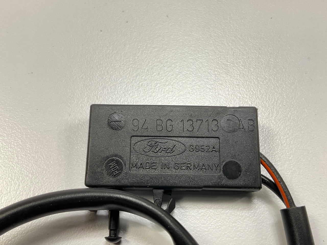 NEW UNBOXED OEM Ford 94BG-13713-BAB  Deck Lid / Lift Gate Ajar Switch