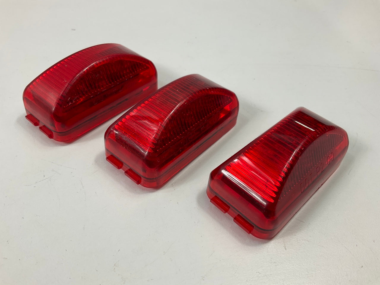 (10)  New Unboxed Glo-Brite 9531-88 Red Side Marker Lights Rectangle 2.5''x1.125''