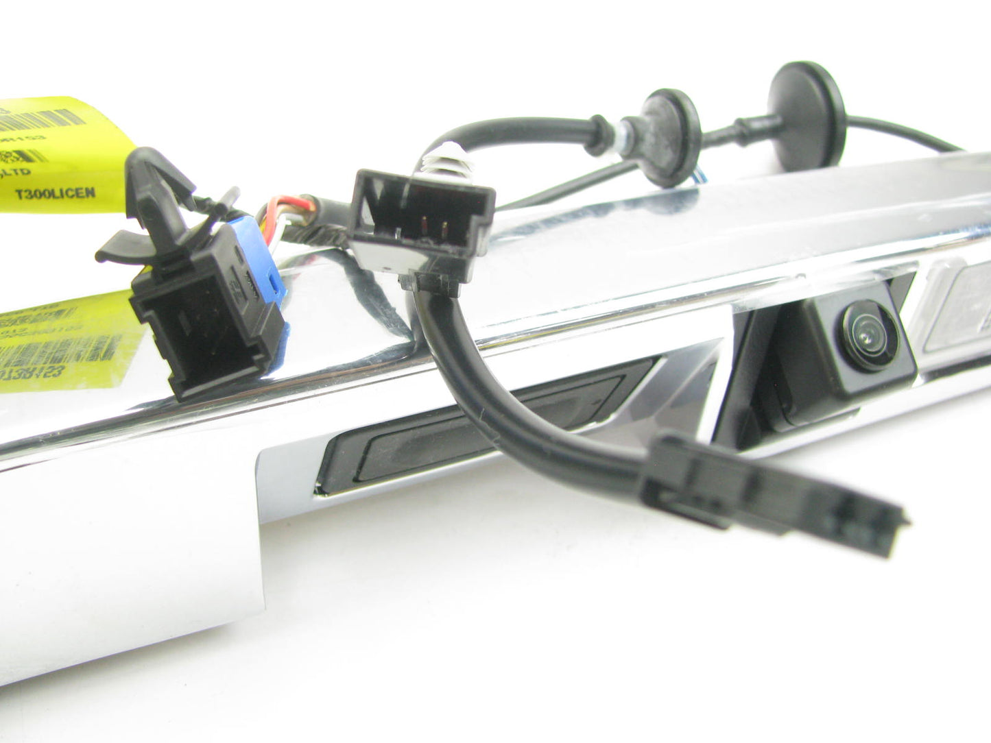 NEW UNBOX 14-16 Sonic Hatchback Back-up Camera, License Plate Light Hatch Switch