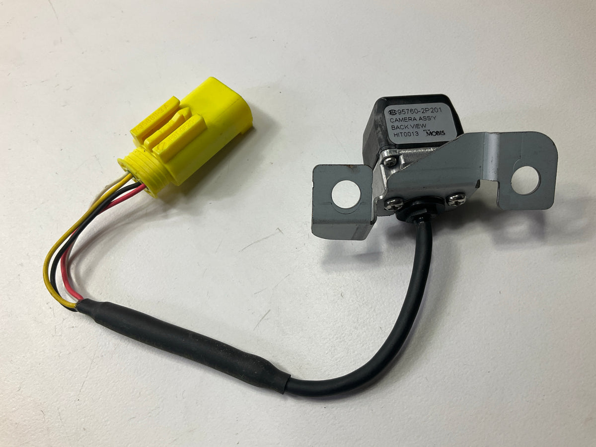 NEW UNBOXED OEM For Kia 95760-2P201 Rear View Backup Camera