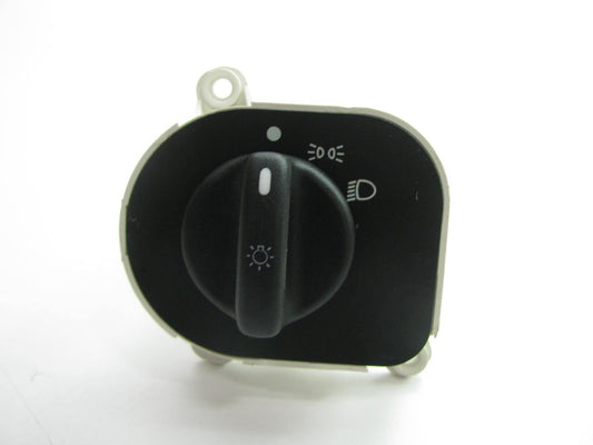 NEW - OUT OF BOX - OEM Ford 95BB-13K196-JA Headlight Lamp Switch