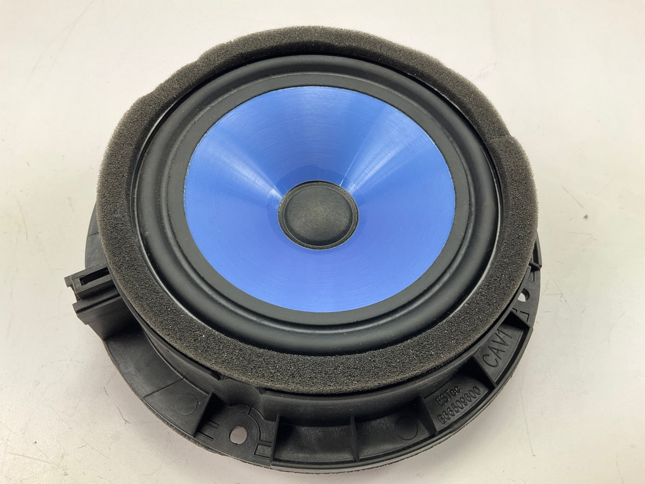 NEW UNBOXED 96330-4D700 Front Door Speaker OEM For 06-10 Kia Sedona W/O PREMIUM