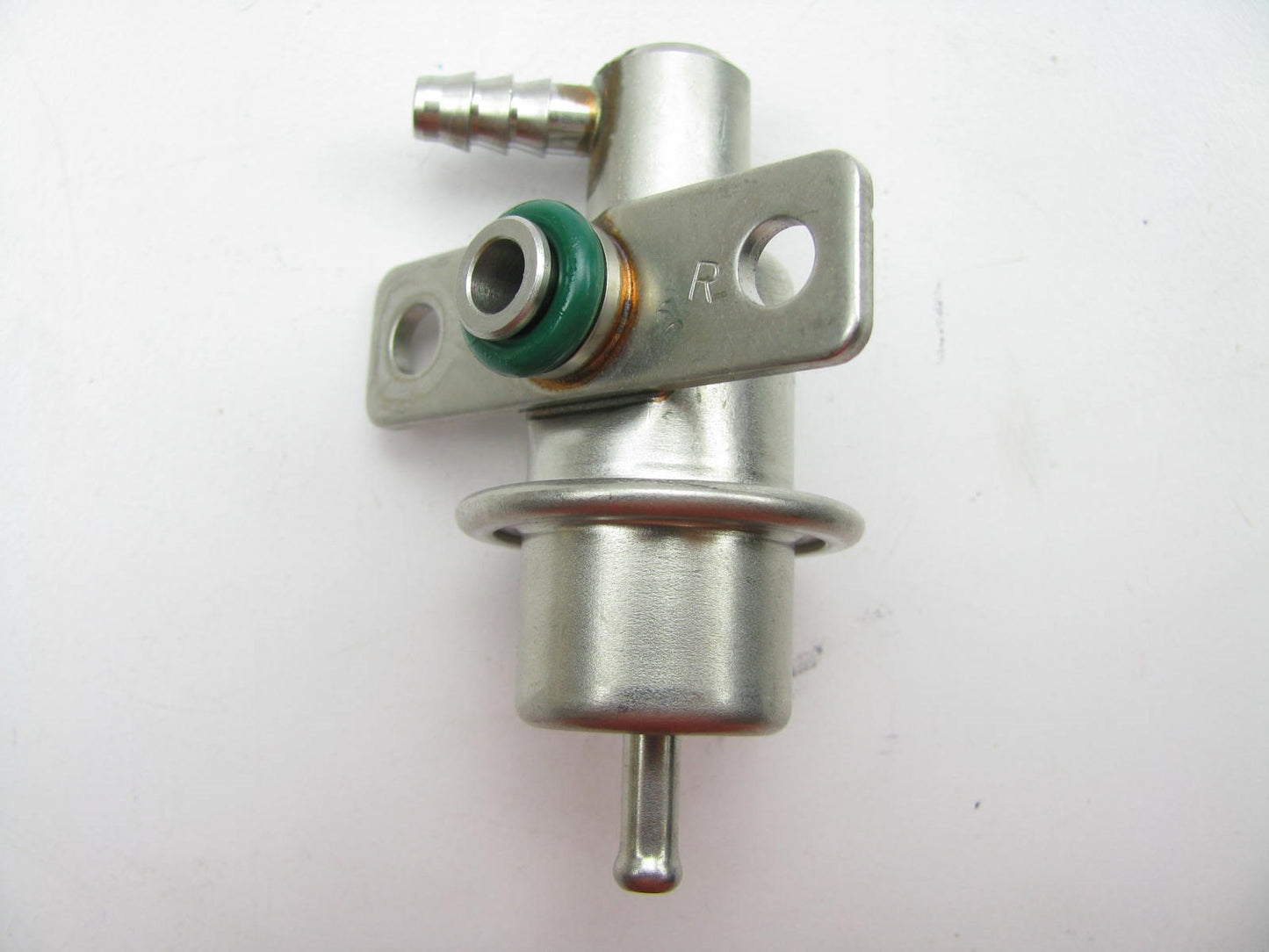 NEW Genuine OEM Ford 978F-9C968-AB Fuel Pressure Regulator BOSCH 0280160613