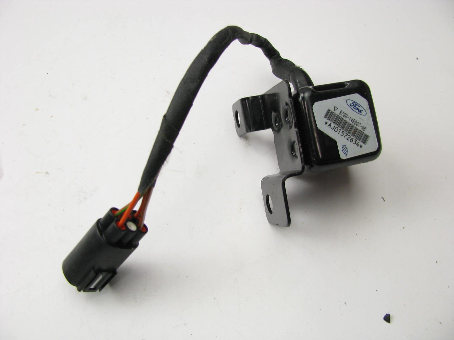 NEW - OUT OF BOX OEM Ford 97BB-14B007-AB Rear SRS Crash Sensor