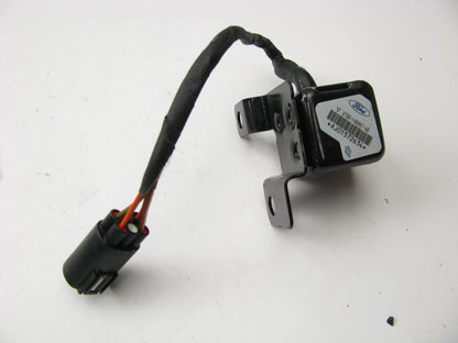 NEW - OUT OF BOX OEM Ford 97BB-14B007-AB Rear SRS Crash Sensor