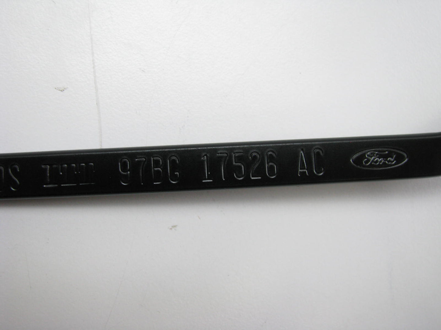 NEW - OUT OF BOX FORD 97BG-17526-AC Left Driver Side Windshield Wiper Arm