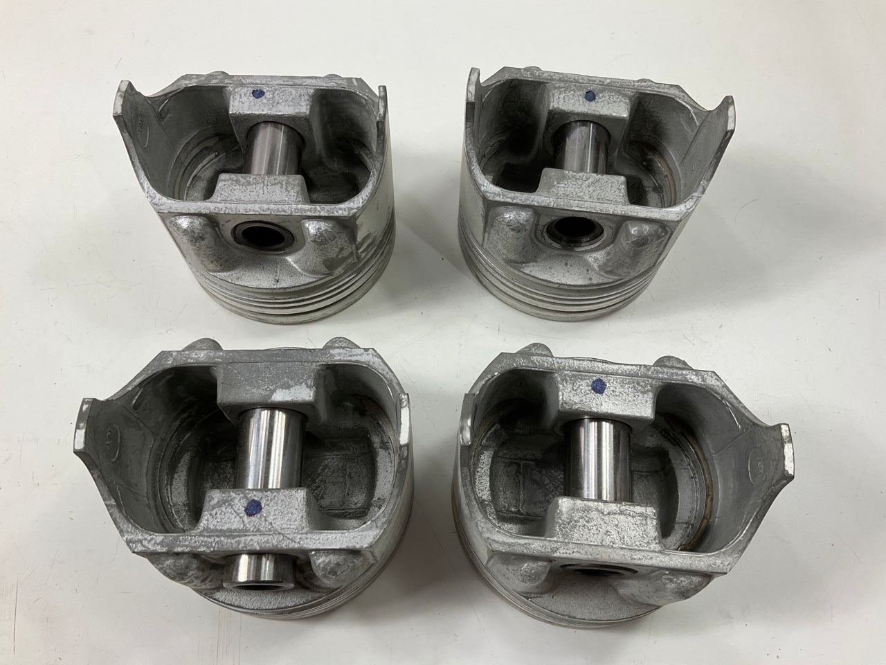 (4) Unboxed 989P Engine Pistons 0.020'' - 1968-1985 Chevy 7.0L 427 Gas V8 Truck